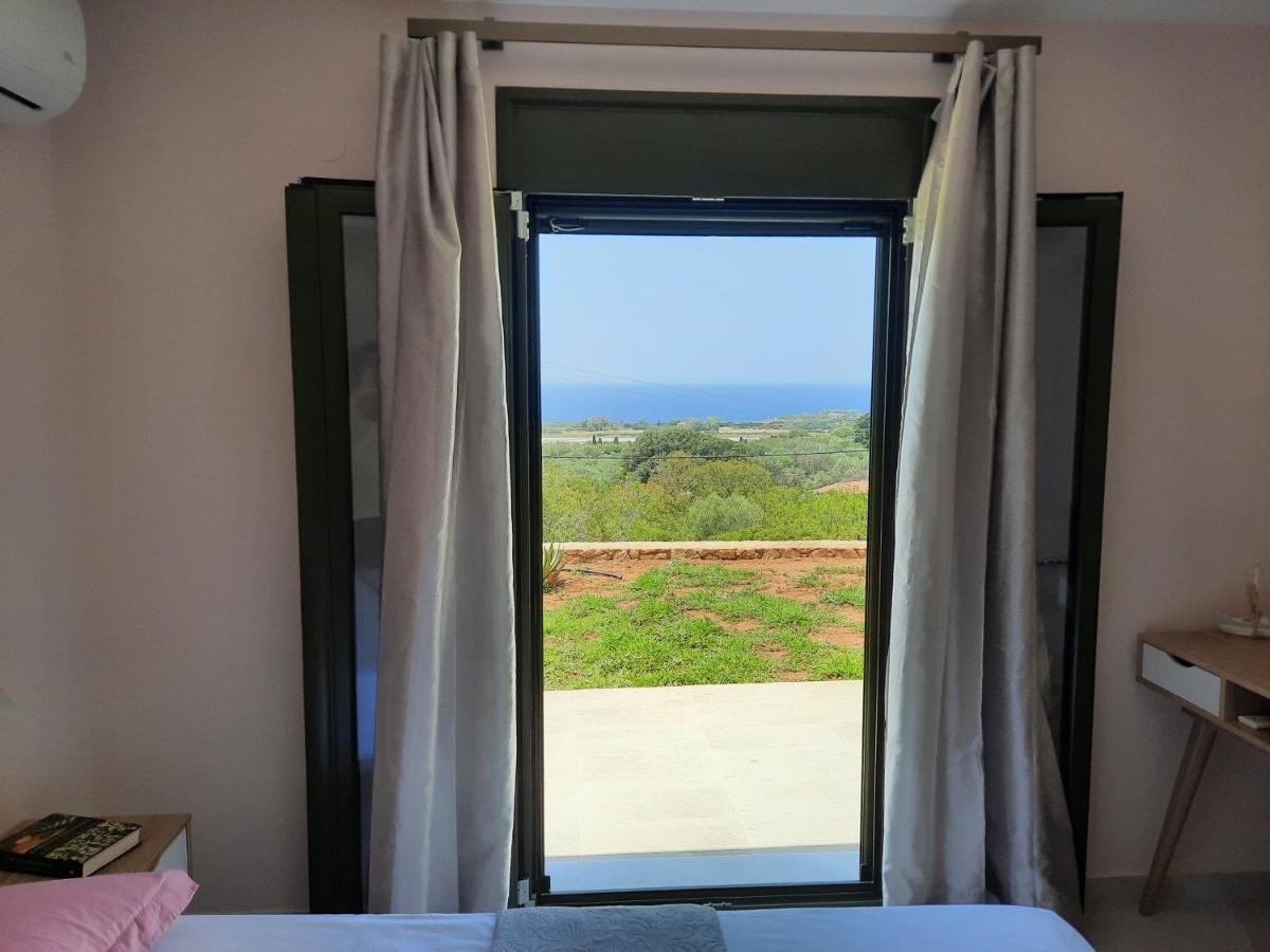 Freesia Grand Sea View Residence Svoronata Luaran gambar