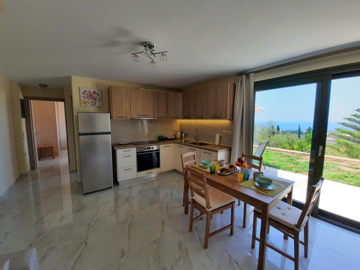 Freesia Grand Sea View Residence Svoronata Luaran gambar