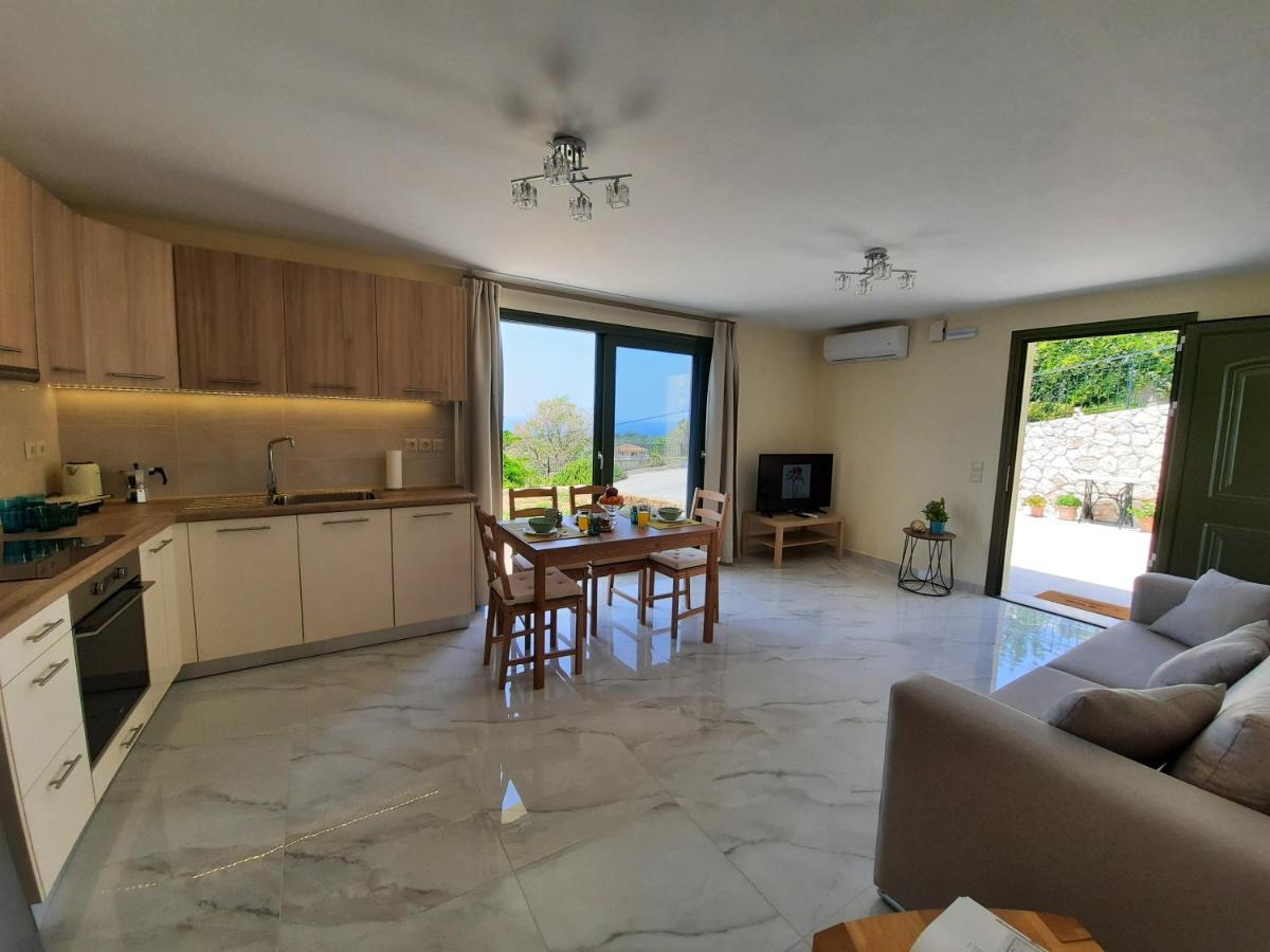 Freesia Grand Sea View Residence Svoronata Luaran gambar