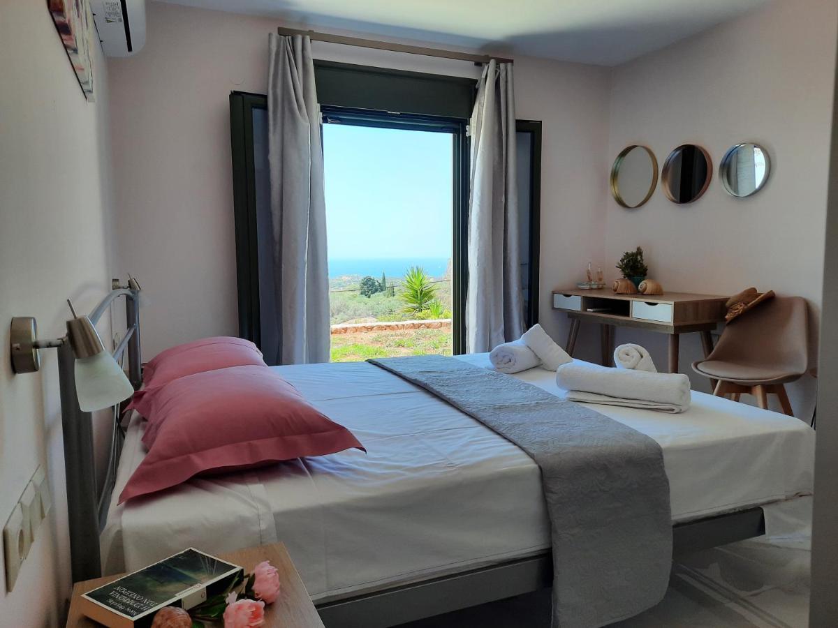 Freesia Grand Sea View Residence Svoronata Luaran gambar