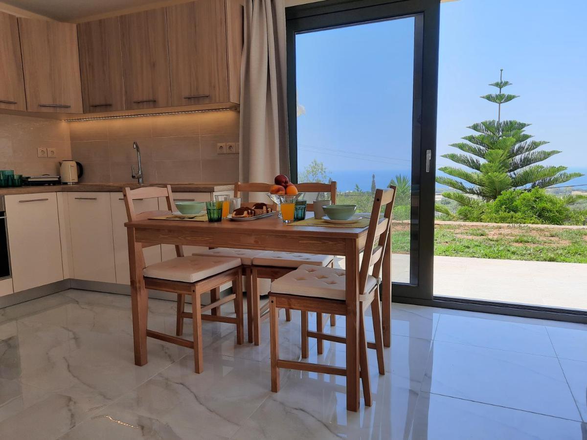 Freesia Grand Sea View Residence Svoronata Luaran gambar