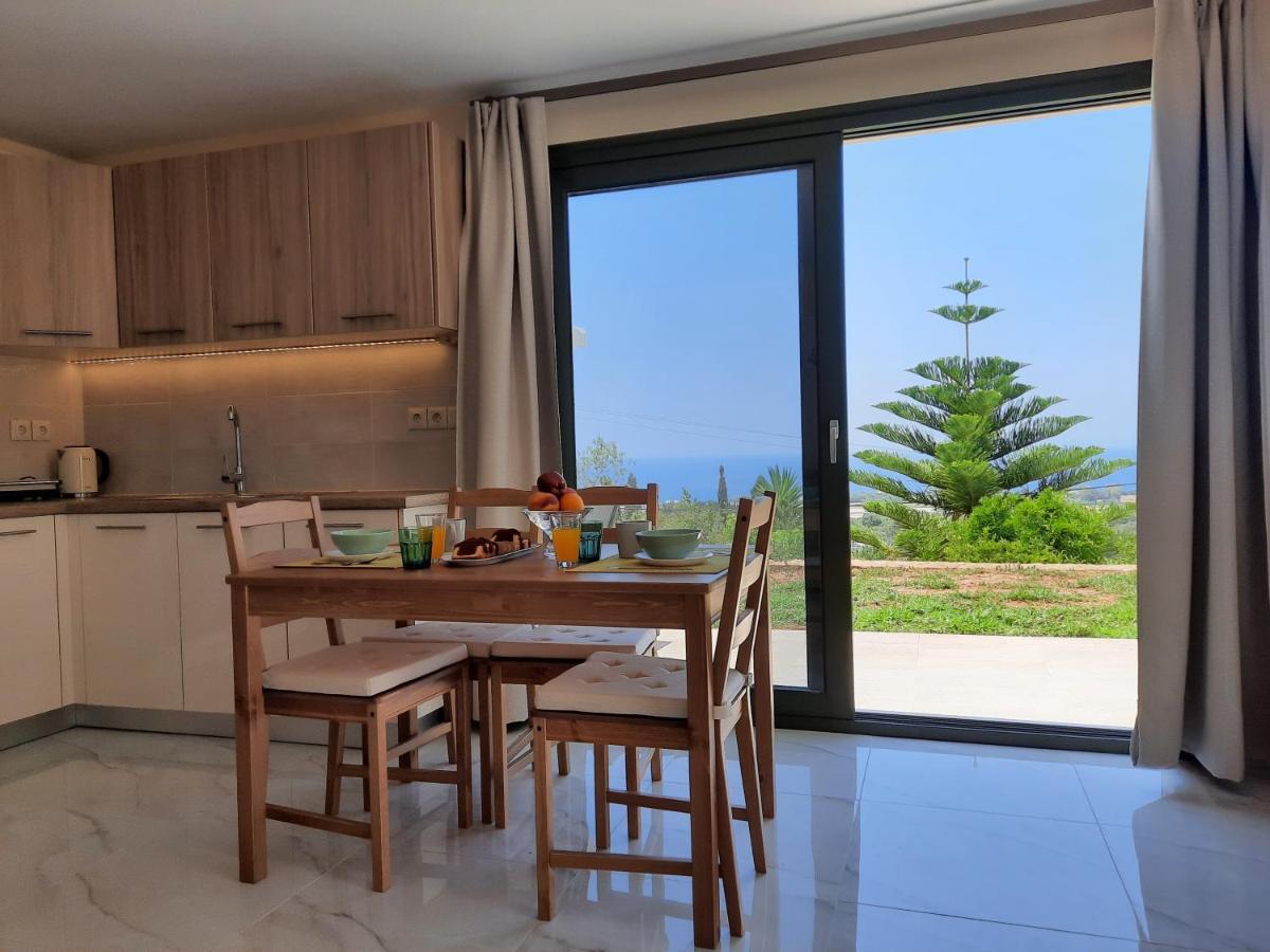 Freesia Grand Sea View Residence Svoronata Luaran gambar