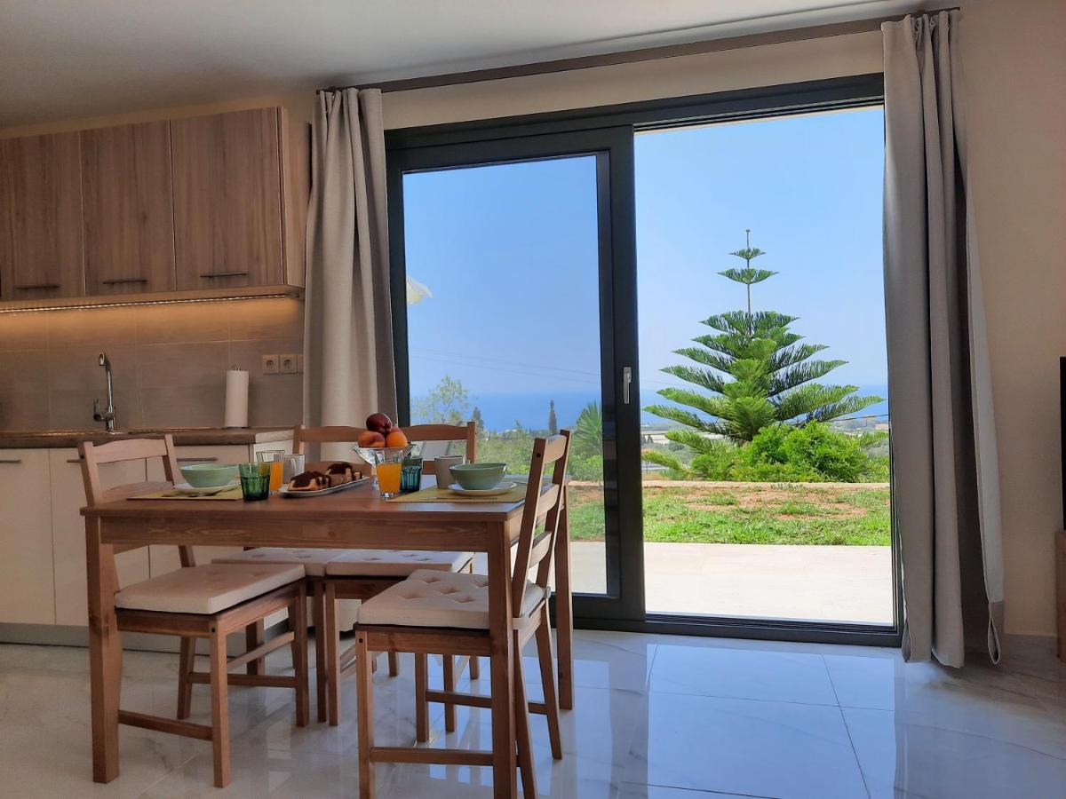 Freesia Grand Sea View Residence Svoronata Luaran gambar