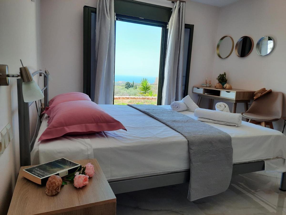 Freesia Grand Sea View Residence Svoronata Luaran gambar